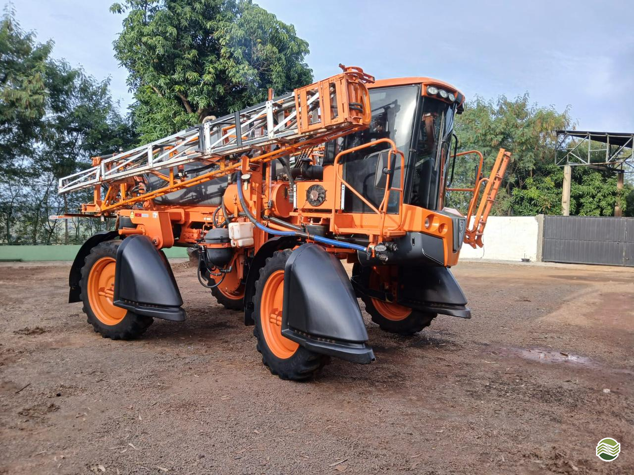 PULVERIZADOR JACTO UNIPORT 2500 STAR Tração 4x2 Terra Forte  - Stara CAMBE PARANÁ PR